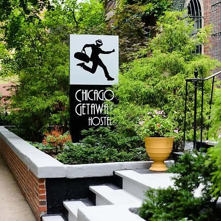 Chicago Getaway Hostel-3